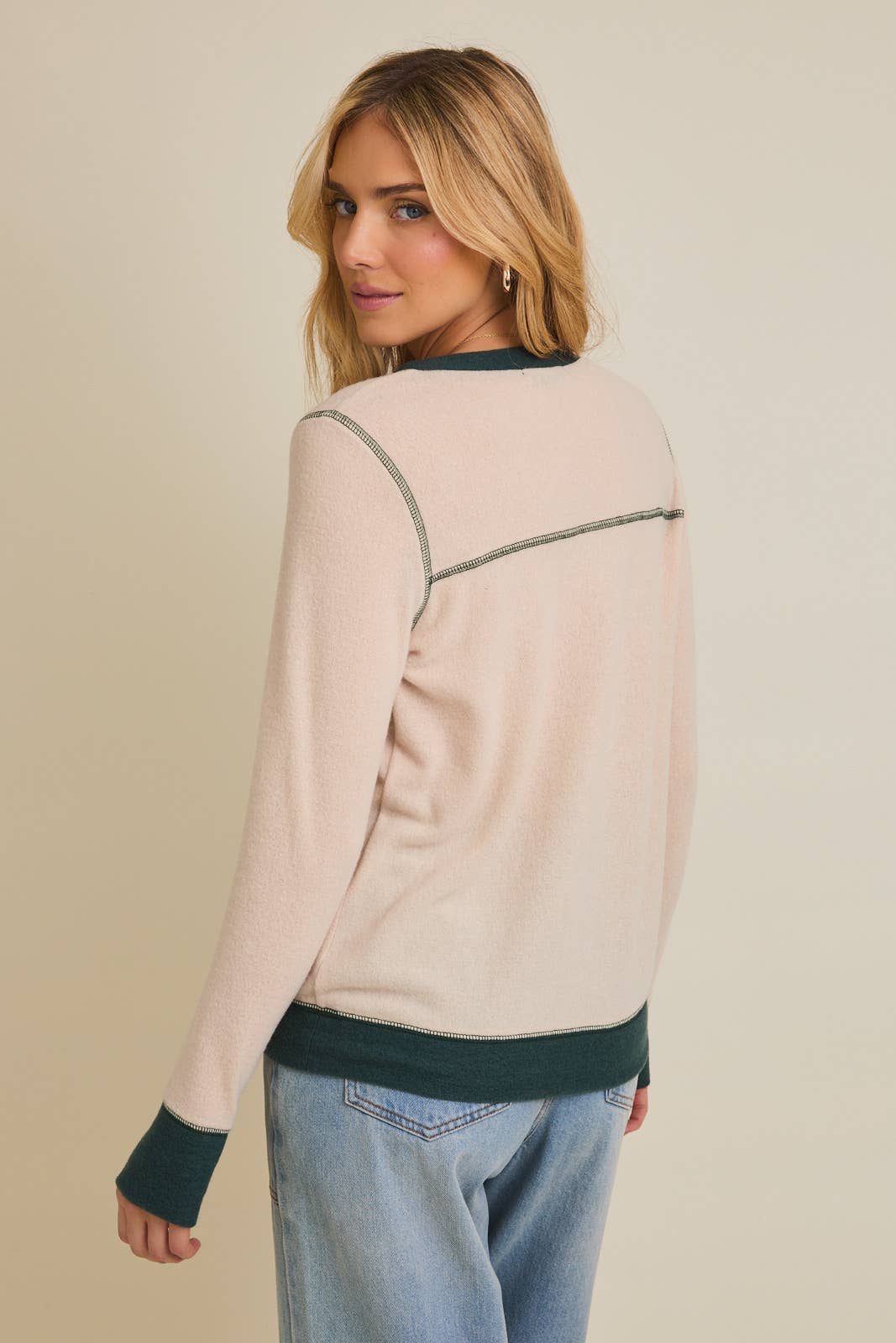 GILLI LONG SLEEVE BAND CONTRAST REVERSE STITCH BRUSHED TOP