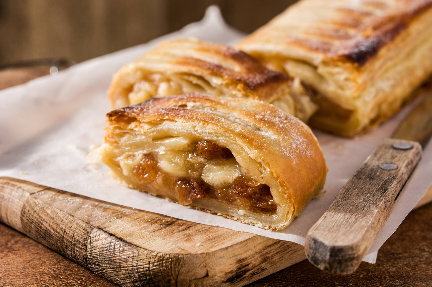 16 oz Butter Jar Candle: Apple Strudel