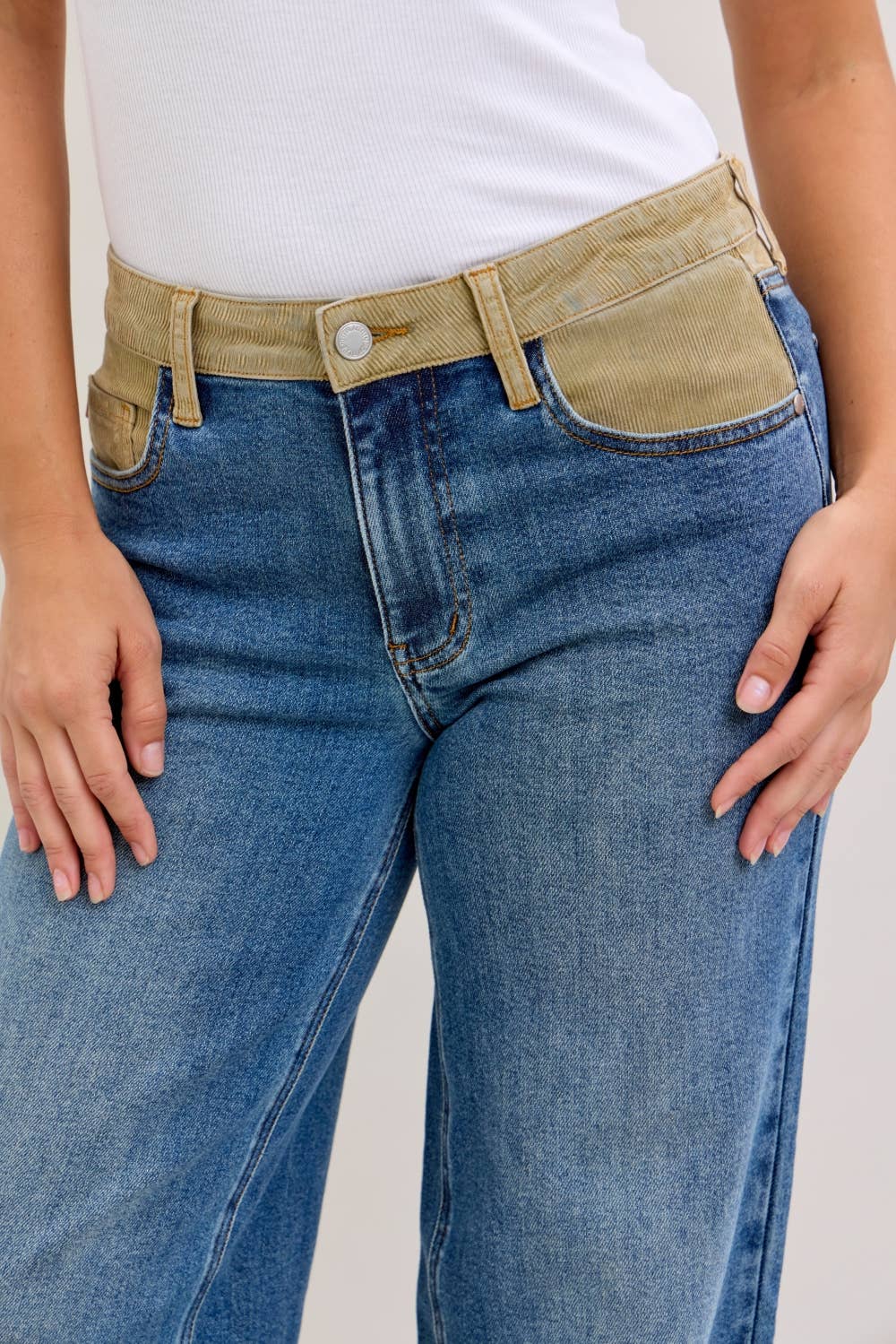 Judy Blue MR Column Straight With Corduroy Waist