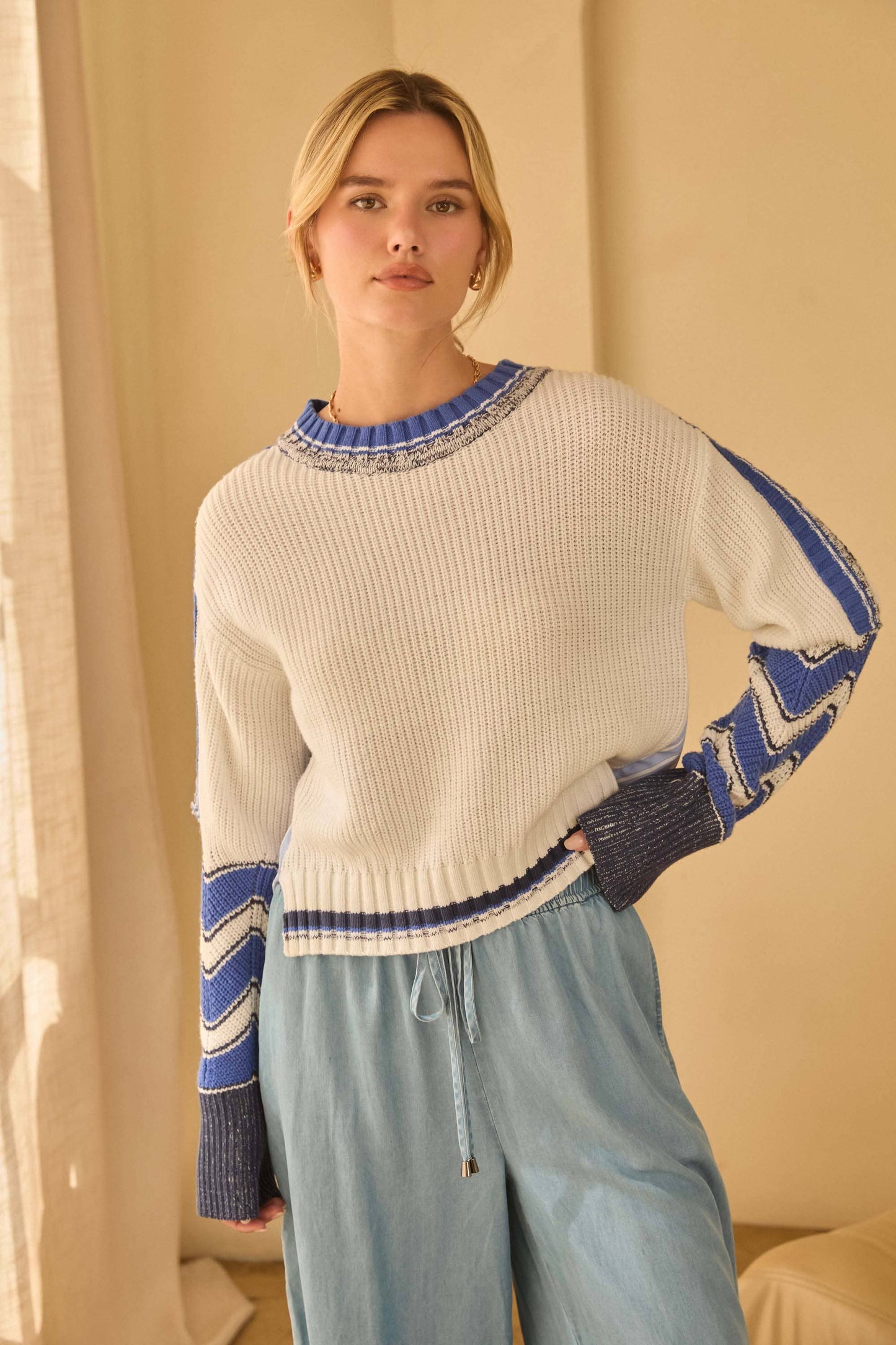 Relaxed Contrast Knit Sweater By Skies Are Blue