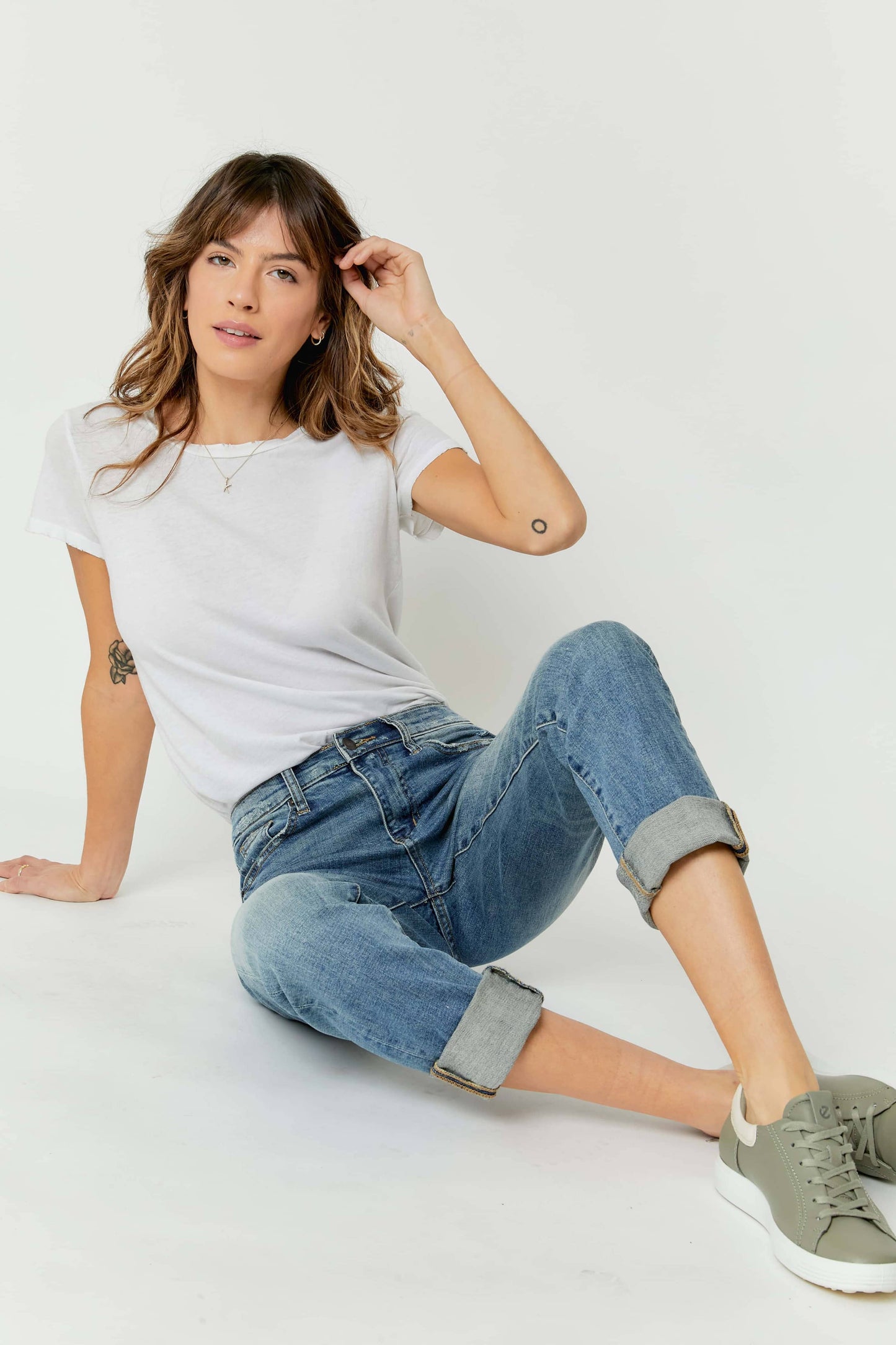 Oliver Logan Crosby Mid Rise Relaxed Taper Jean, 4 Year Vintage