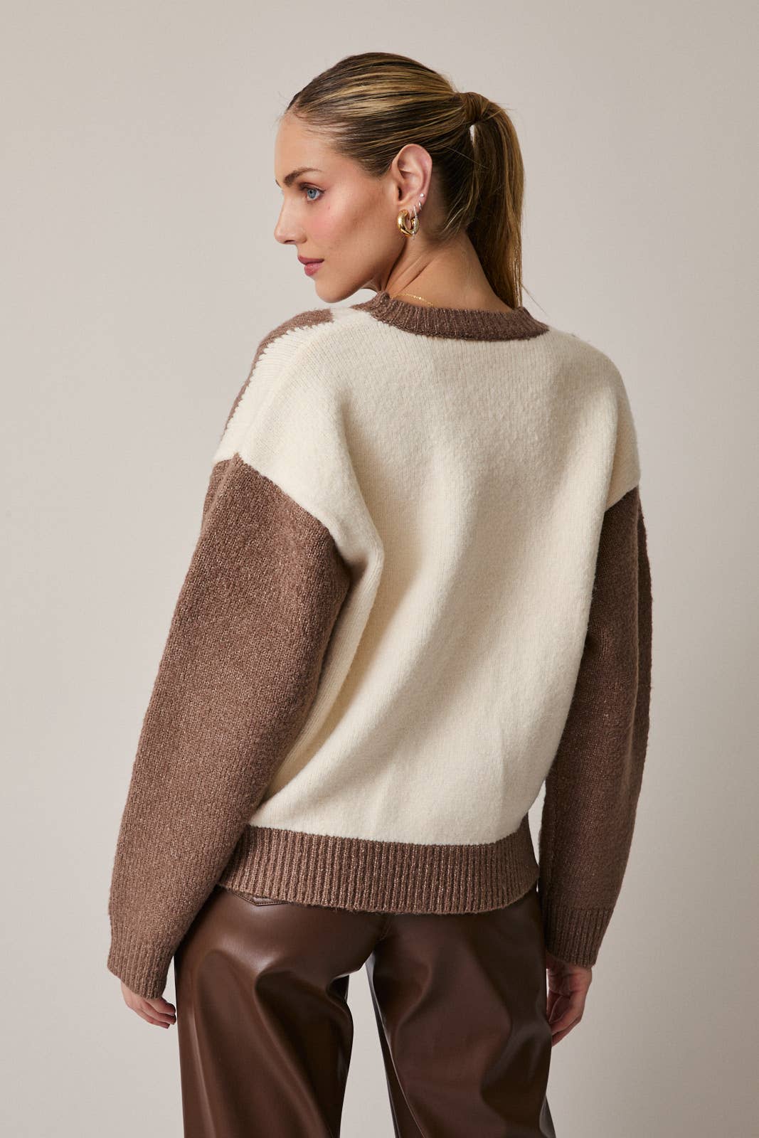 SUNDAY EDITION BY LE LIS ROUND NECK LONG SLEEVE ARGYLE SWEATER