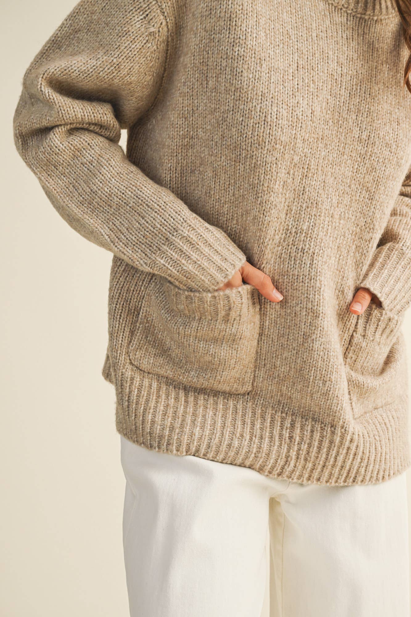 MUSTARD SEED FRONT PATCH POCKET SWEATER TOP