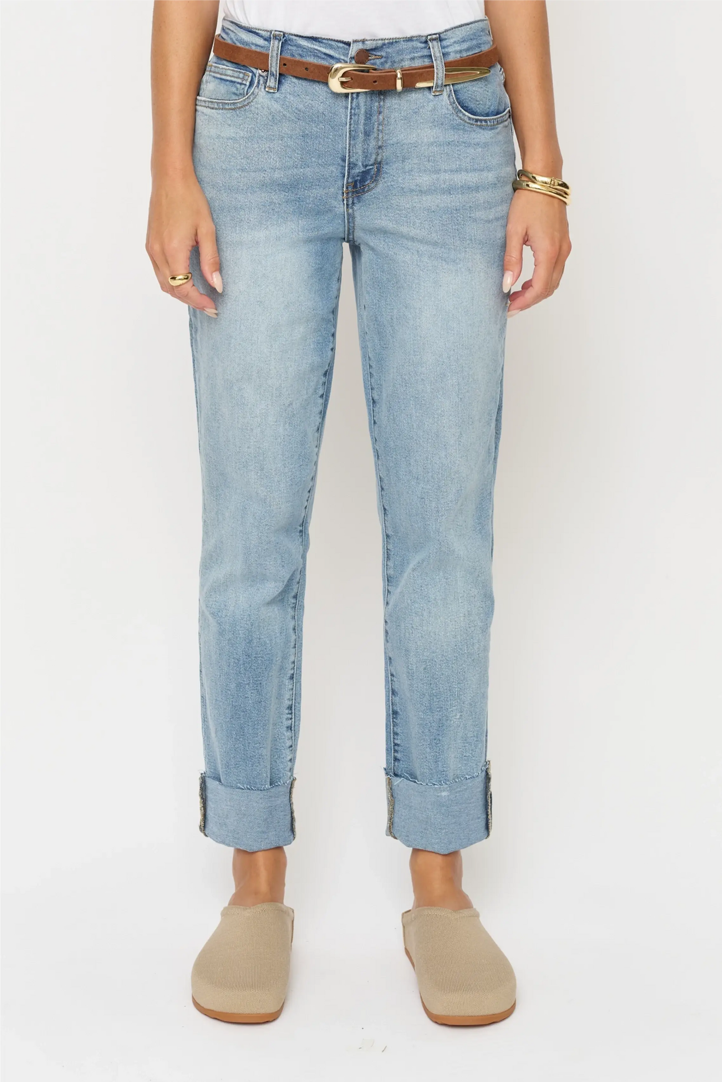 Oliver Logan Crosby Mid Rise Relaxed Taper Jean, Classic Light Vintage