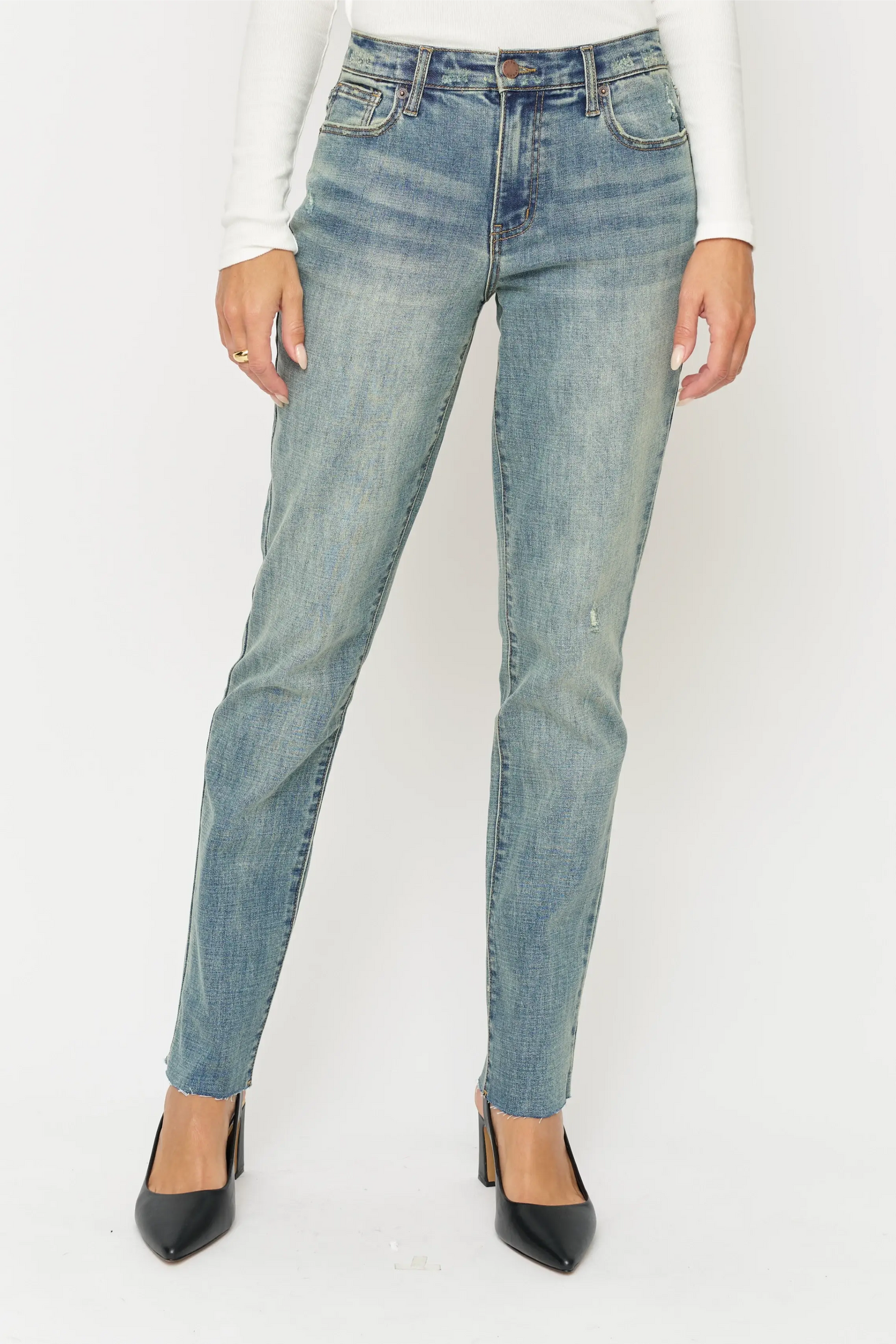 Oliver Logan Crosby Mid Rise Relaxed Taper Jean, 4 Year Vintage