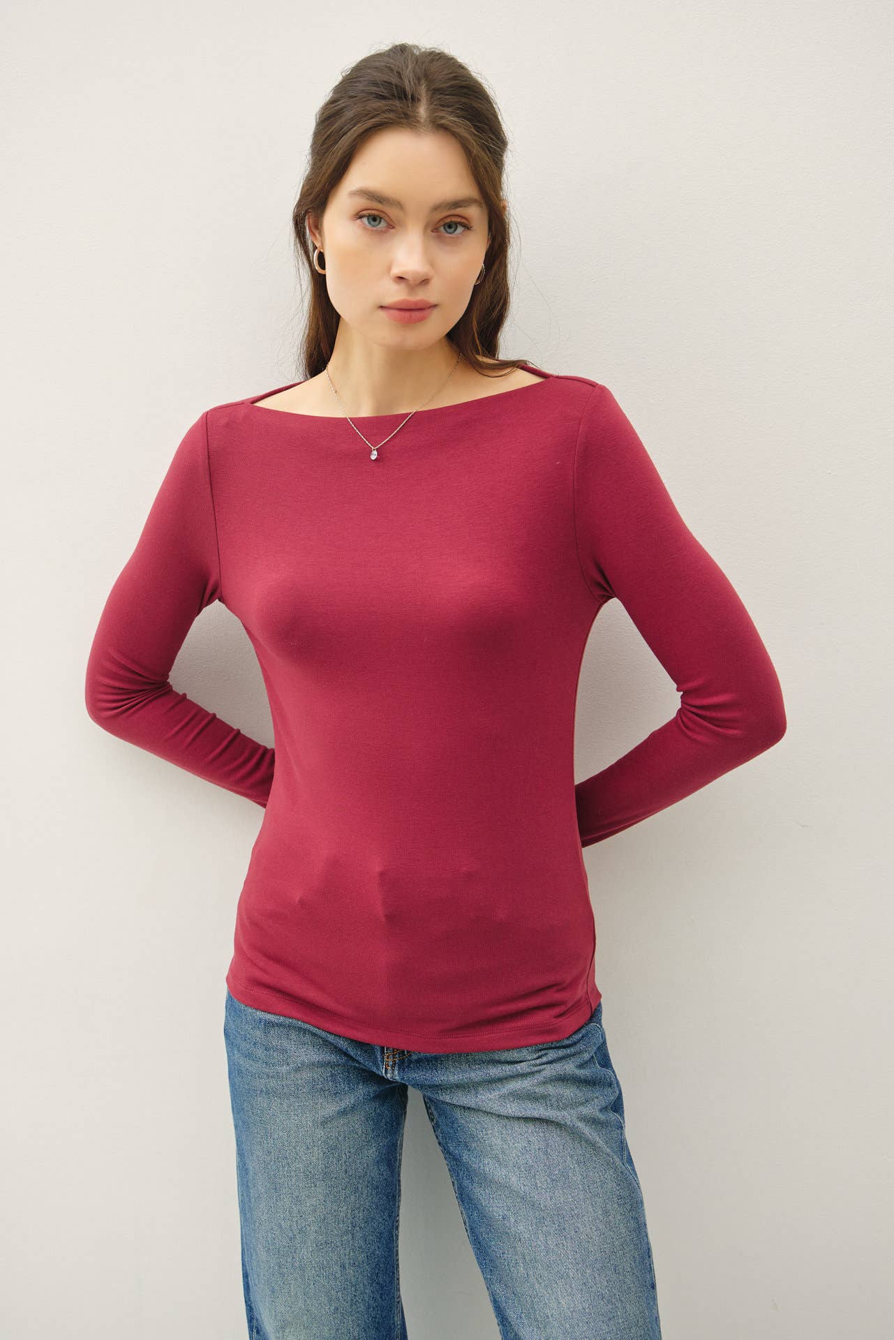 BASIC BOAT NECK LONG SLEEVE KNIT TOP