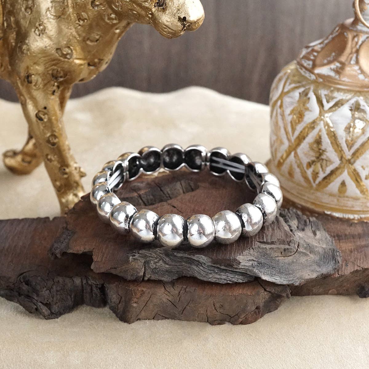 Western Whimsy – Worn Silver Tone Bubble Stretchy Bangle