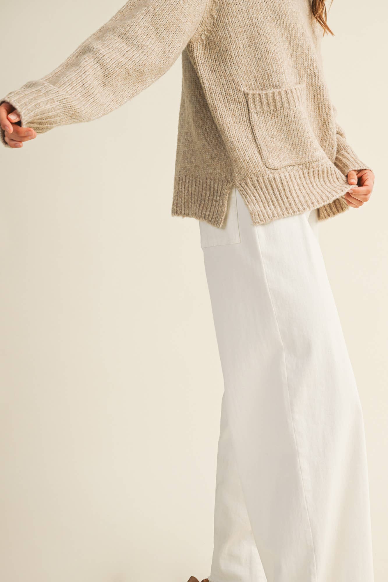 MUSTARD SEED FRONT PATCH POCKET SWEATER TOP