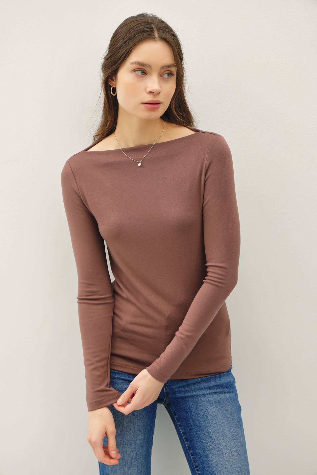 BASIC BOAT NECK LONG SLEEVE KNIT TOP