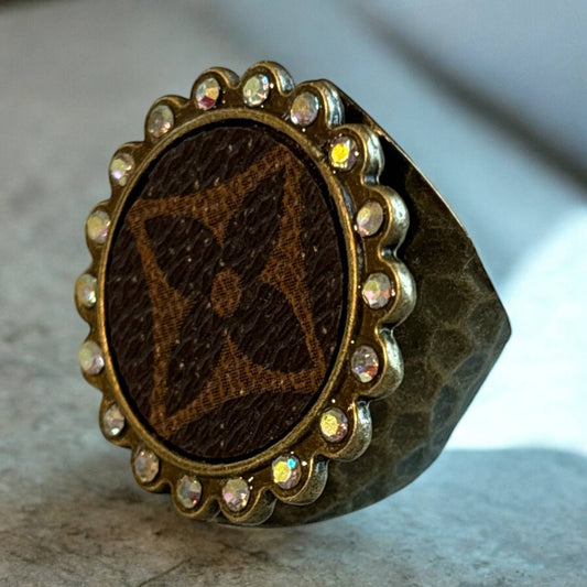 LV Round Rhinestone Ring