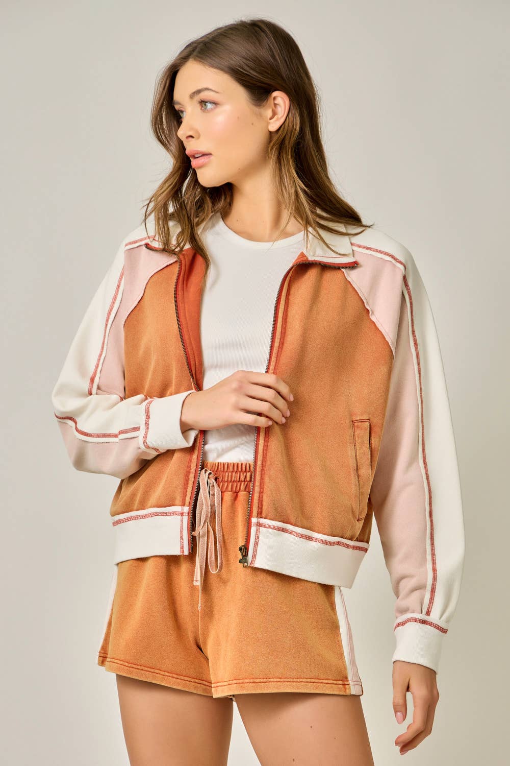 61327 Color Block Zipped Up Jacket