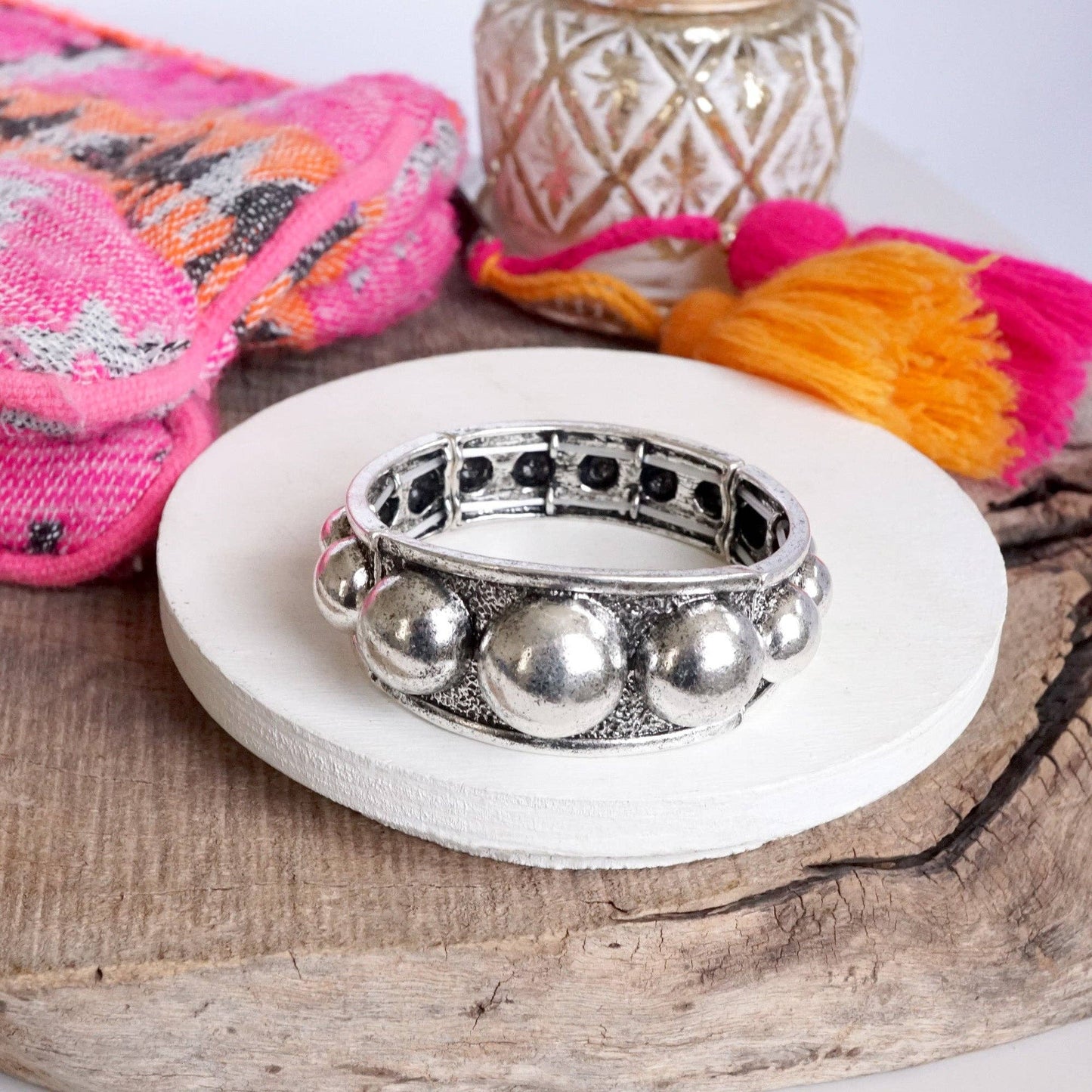 Silver Dusk – Tapered Bubbles Western Bangle