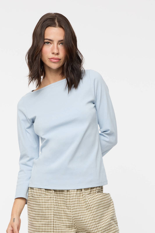 BOAT NECK KNIT TOP