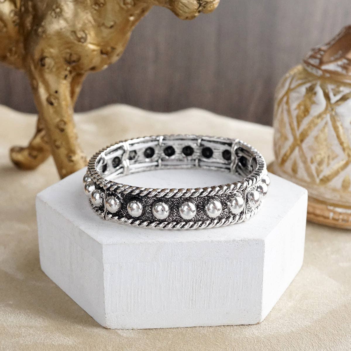 Western Whimsy – Worn Silver Tone Bubble Stretchy Bangle