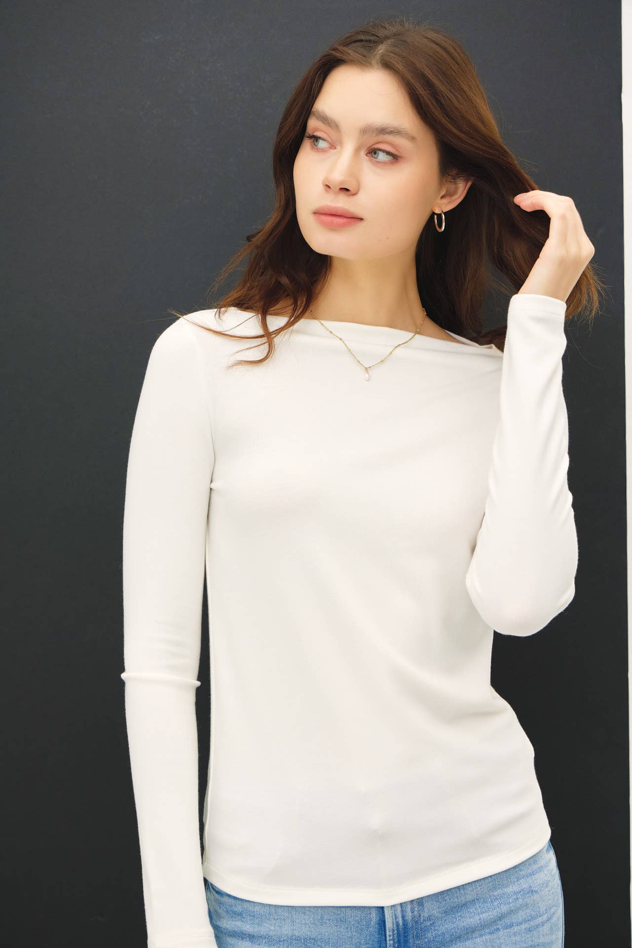 BASIC BOAT NECK LONG SLEEVE KNIT TOP