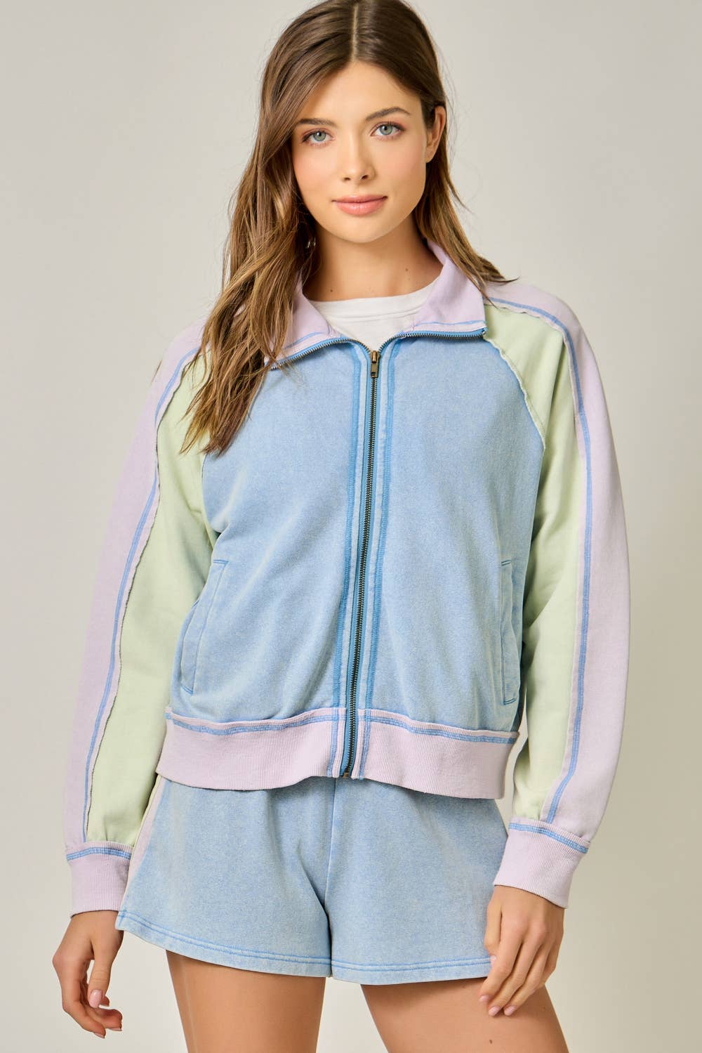 61327 Color Block Zipped Up Jacket